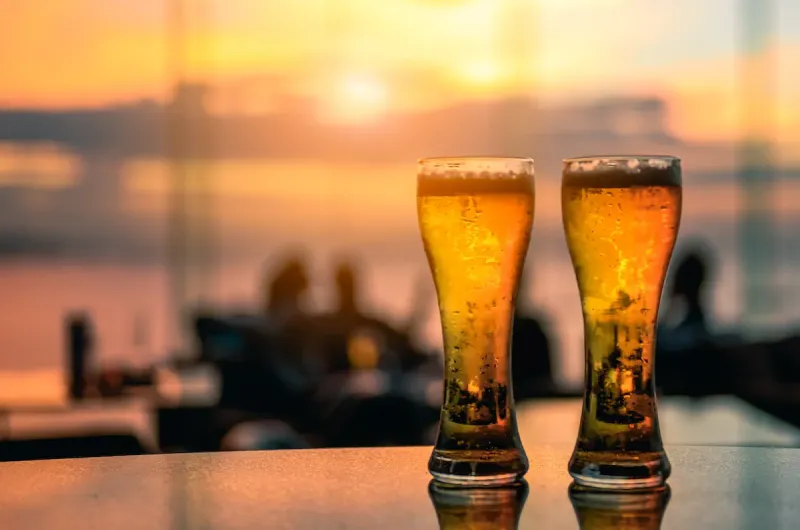 Een bierreis door Europa langs eeuwenoude tradities en moderne brouwers